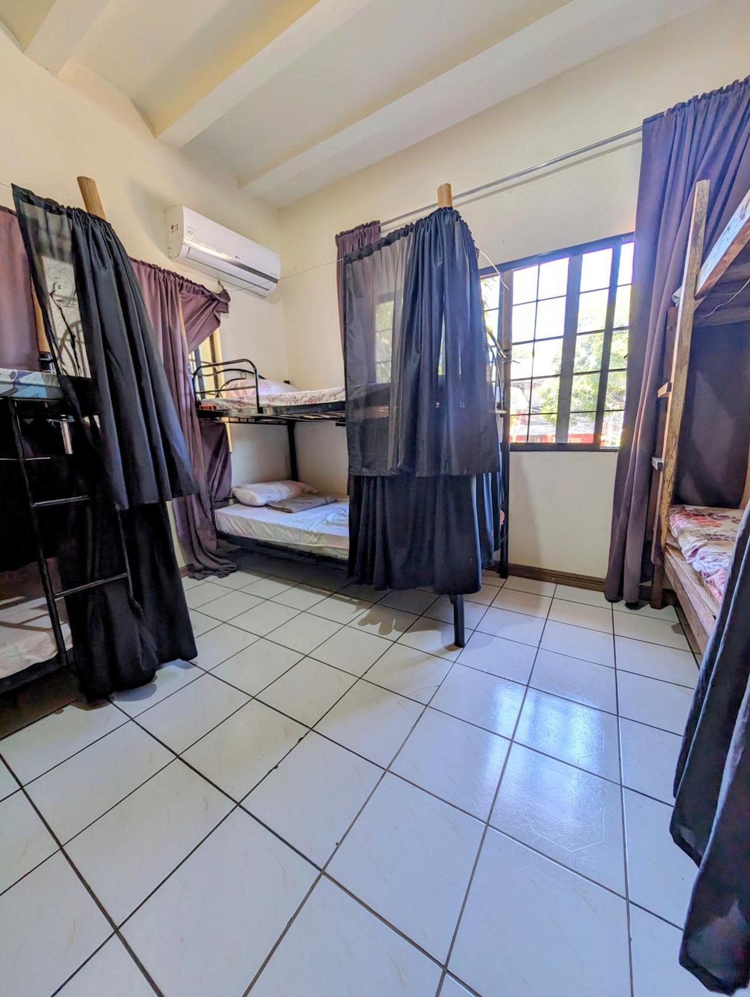 Screaming Gecko Hostel Busuanga Eksteriør billede